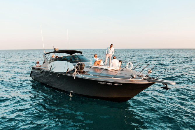 3Hr Private Yacht Cruise in Cabo As if you were aboard your own Private Yacht.Al - Is It Worth the Price?