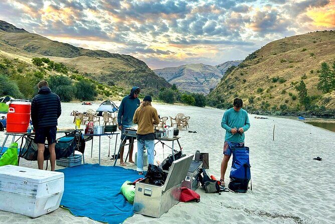 4 Days of Lower Salmon Canyons Rafting Experience - Guides and Reviews