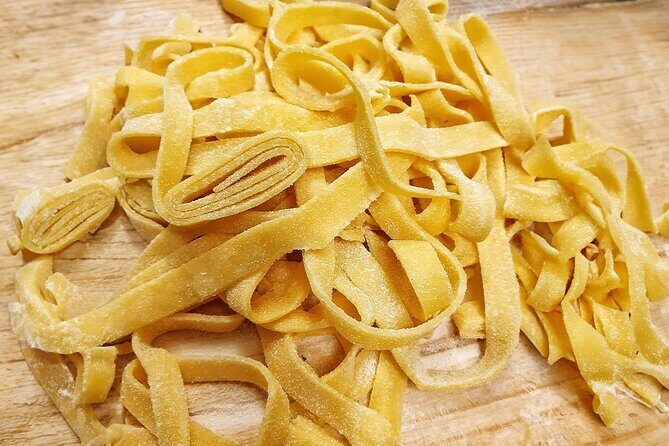 4 Hours Fresh pasta, sun and lake view - Who Should Consider This Tour?