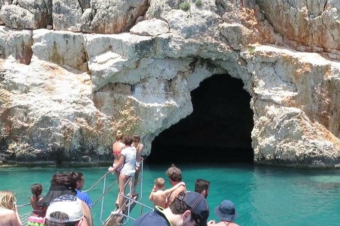 6 Hour All Inclusive Boat Tour through the Bays of Marmaris - The Pros and Cons Based on Reviews