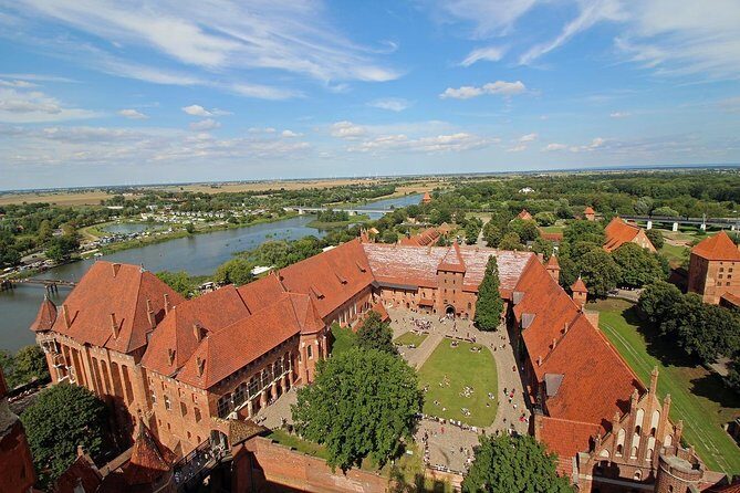 6 Hours Teutonic Castle Tour in Malbork - What Travelers Are Saying