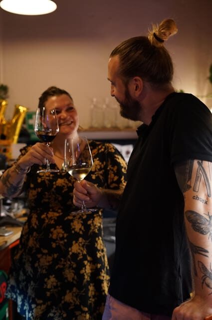 8-Tier Hungarian Wine Tasting in a Cozy Downtown Wine Bar - Who Should Consider This Tour?