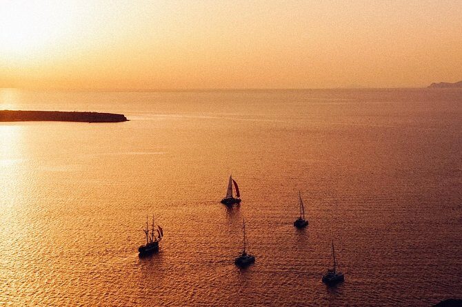 A full 8 hour Santrorini Tour (private) - Who Should Book This Tour?