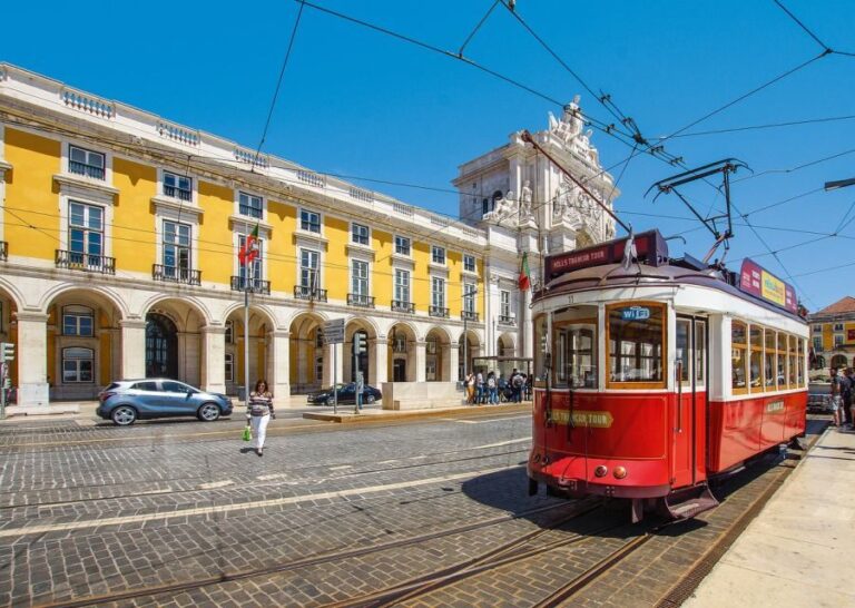 A Journey Through Lisbon - Classic Tour - Authentic Traveler Experiences