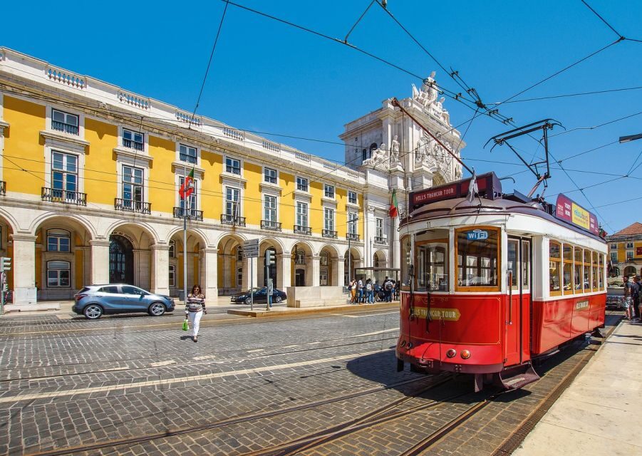 A Journey Through Lisbon - Classic Tour - Authentic Traveler Experiences