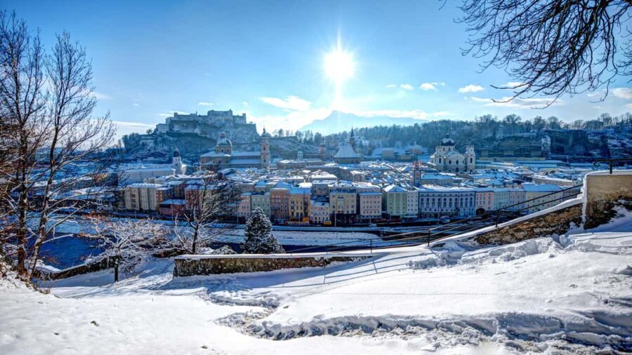 A Magical Winter Day Trip from Vienna to Salzburg - Free Time & Christmas Markets