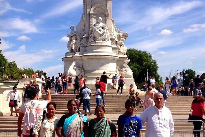 A Royal London Private Taxi Tour - The Practical Side of the Tour