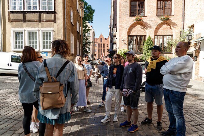 A Two Hour Walking Tour in Old Town Gdansk - Authentic Experiences and Insights