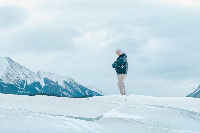 Abraham Lake (Ice bubble lake) Peyto Bow Lake Crowfoot Glacier - A Closer Look at the Itinerary