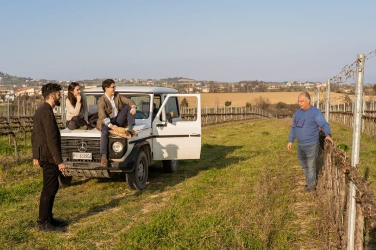 Abruzzo: Vineyard Jeep Tour with Tastings - Discovering Abruzzo on a Jeep Safari