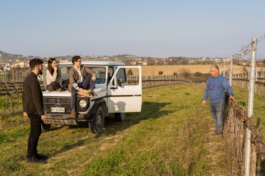 Abruzzo: Vineyard Jeep Tour with Tastings - Discovering Abruzzo on a Jeep Safari