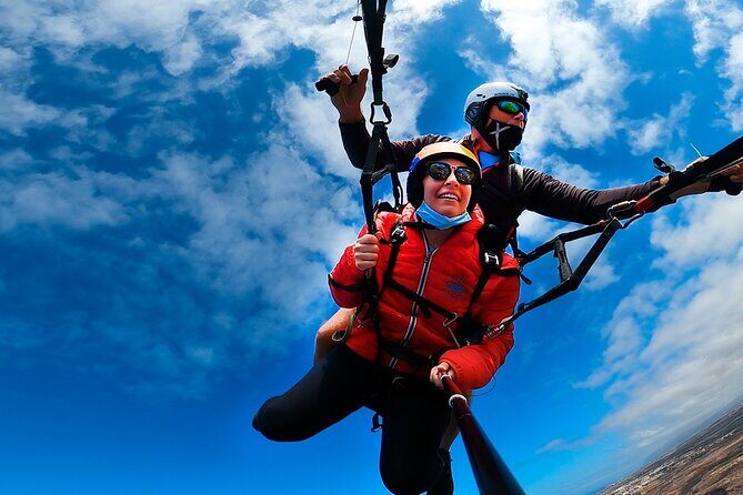 Acrobatic Paragliding Flight with Spanish Champion in Tenerife - Who Is This Tour Best For?