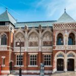 Actor-led New Age Stratford-on-Avon Tour - Who Would Love This Tour?