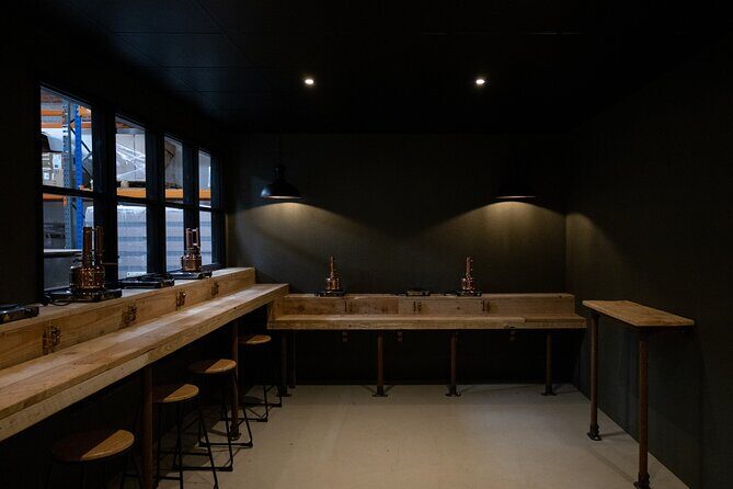 Afternoon Distillery Tour in Newport - The Detailed Scoop on the Newport Distillery Tour