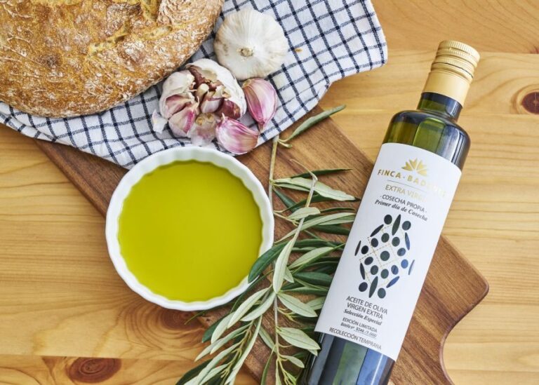 Aires de Jaén: Olive Oil Plantation Tour and Local Meal - Practical Details and Value for Money