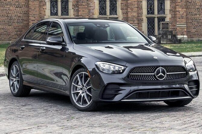 Airport Transfer: Prague to Prague Airport PRG by Business Car - What the Reviews Say