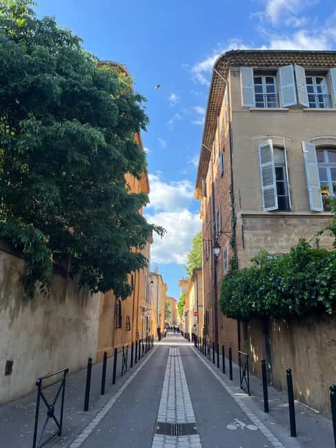 Aix-en-Provence: Between History and City Charm - Why It Works