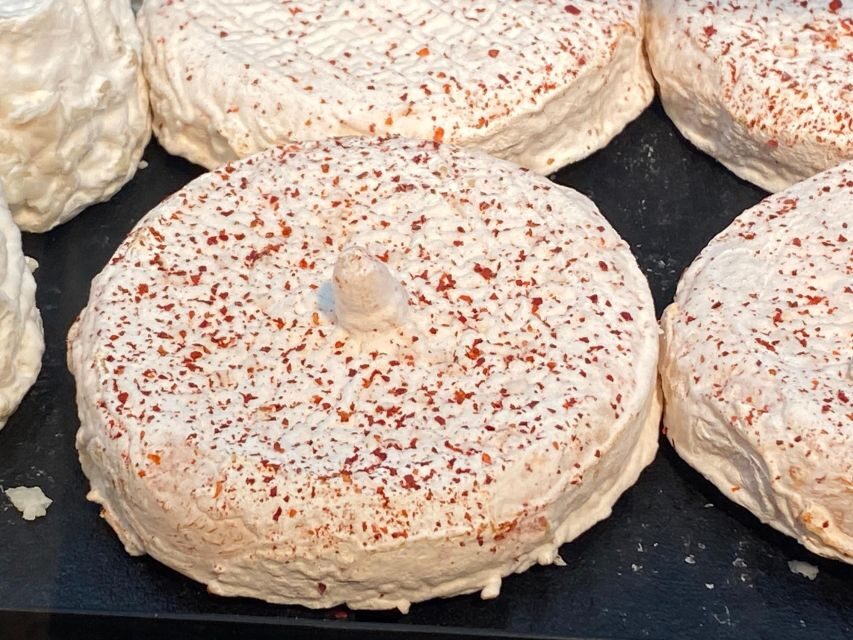 Aix-en-Provence: Guided Foodie Tour with Tastings - Exploring the Details: What’s on the Menu?