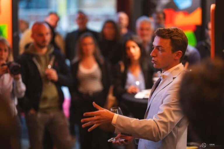 Aix-en-Provence: Private Art Tour with Artist - The Artworks and the Creative Process