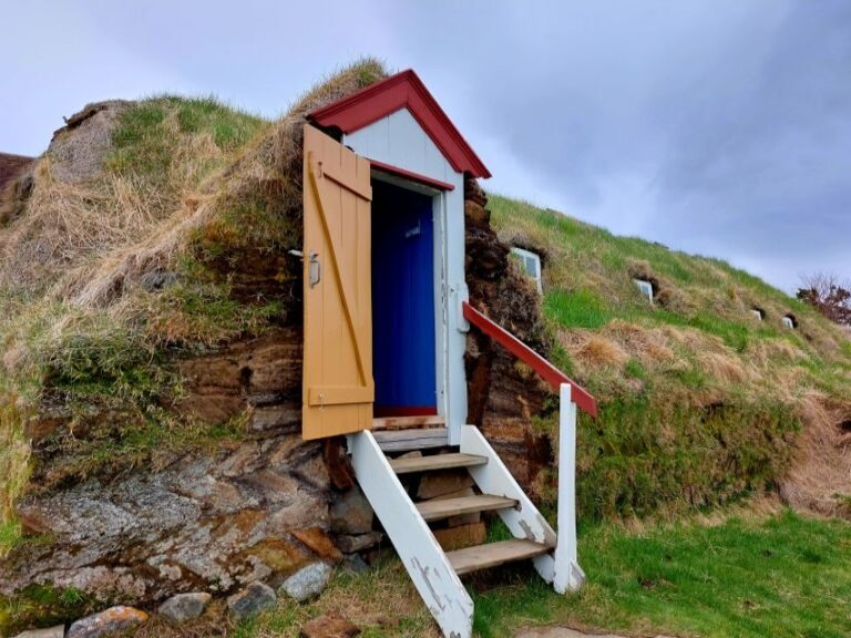 Akureyri: Goðafoss, Laufas & The Christmas House Combo Tour - Key Points