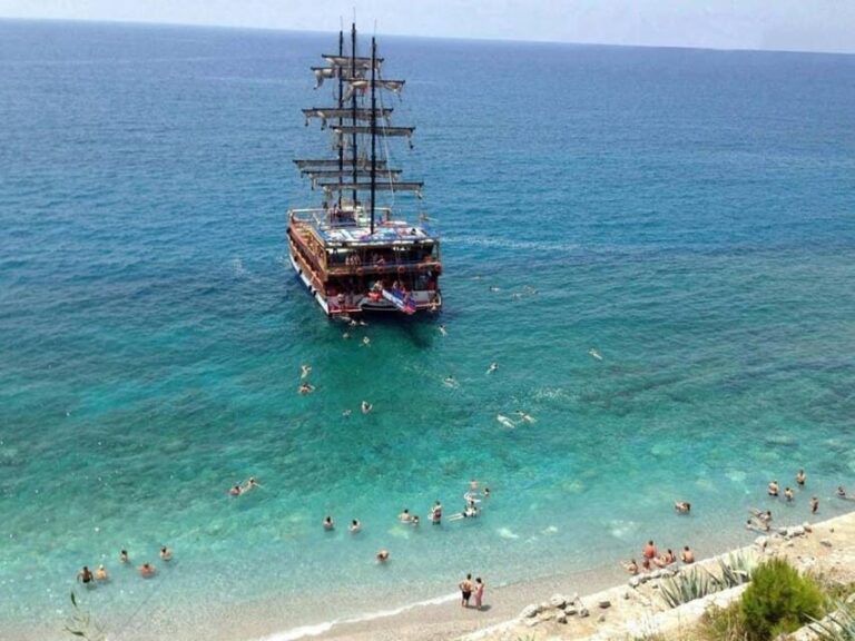 Alanya: Catamaran Boat Tour with Snorkeling with Lunch - What Makes This Tour Special?