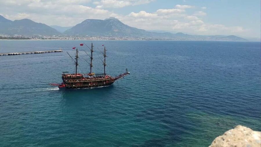 Alanya: Family A/C Cruise to Turtle Island - A Calm and Scenic Journey