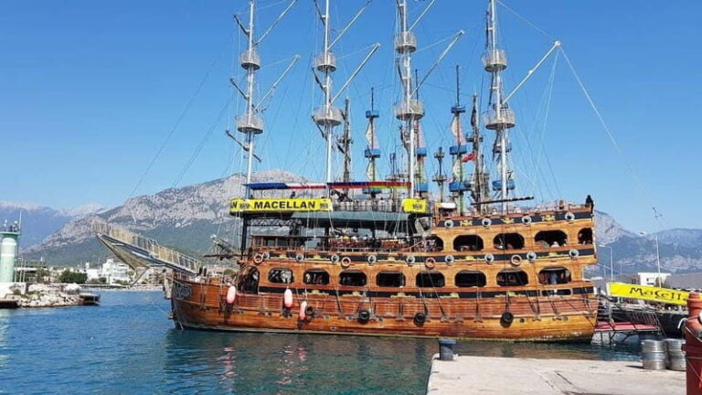 Alanya: Pirate Boat Party with Foam, Disco, Lunch & Drinks - Who Will Love This Tour?