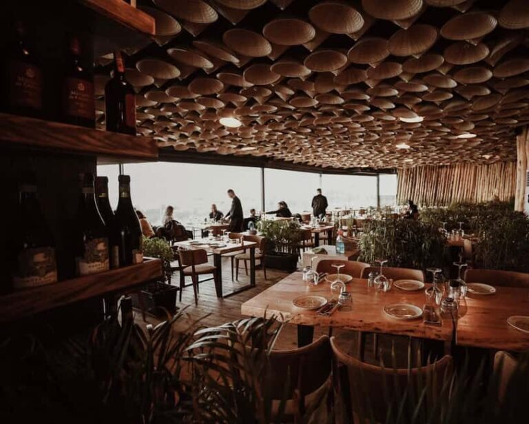 ALBANIAN TRADITIONAL DINING WITH TRANSFER AND HOTEL PICKUP - The Dining Experience and Locations