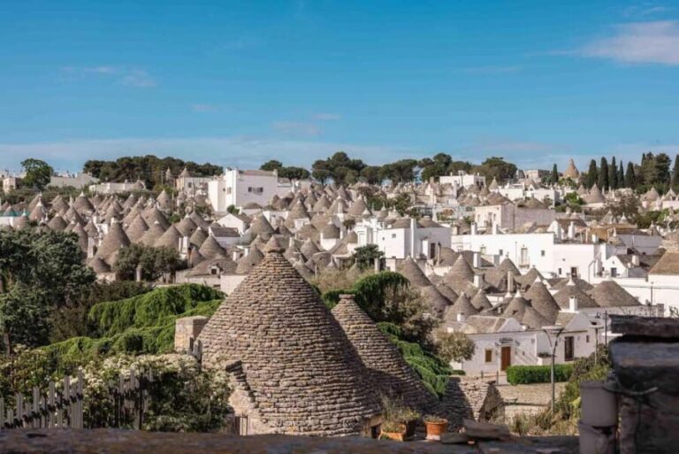 Alberobello: Walking Tour among Trulli Houses with a Local - The Guides: Who They Are and Why They Matter