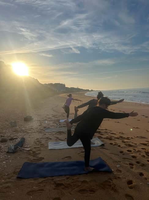 Albufeira: Sunrise Beach Yoga with an Instructor - Insights from Travelers and Reviews