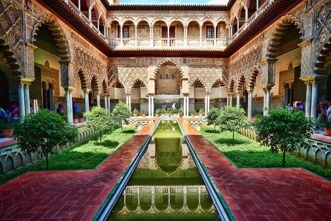 Alcazar Guided Day Tour in Seville - The Value of This Tour