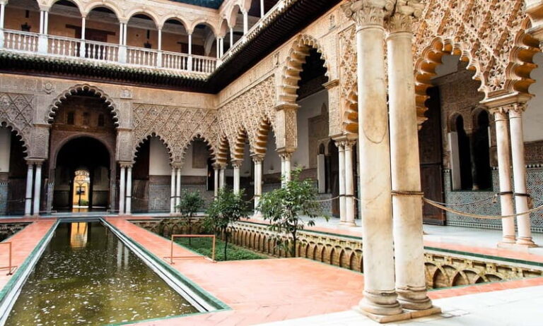 Alcazar of Seville Exclusive Group, max. 9 travelers - Practical Details and Tips