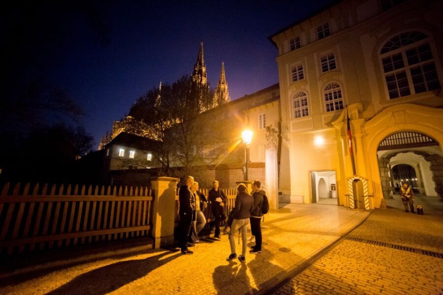 Alchemy and Mysteries of Prague Castle Walking Tour - The Itinerary in Detail