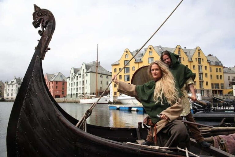 Alesund: Viking Tour with Ship Experience and Tasting - The Value of This Tour
