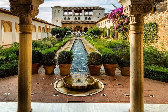 Alhambra gardens guided tour (English guide) - Final Thoughts: Who Is This Tour Best For?
