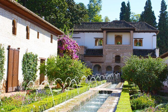 Alhambra, Generalife & Nasrid Palaces Guided Tour in Granada - Frequently Asked Questions