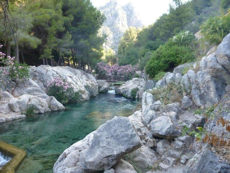 Alicante & Benidorm: Algar Waterfalls including transfer - The Journey: Pickups and Transfers