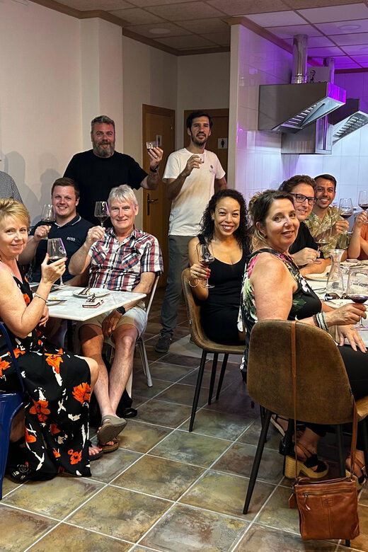 Alicante Best Wine Tasting & Tapas Club - The Hosts and Atmosphere