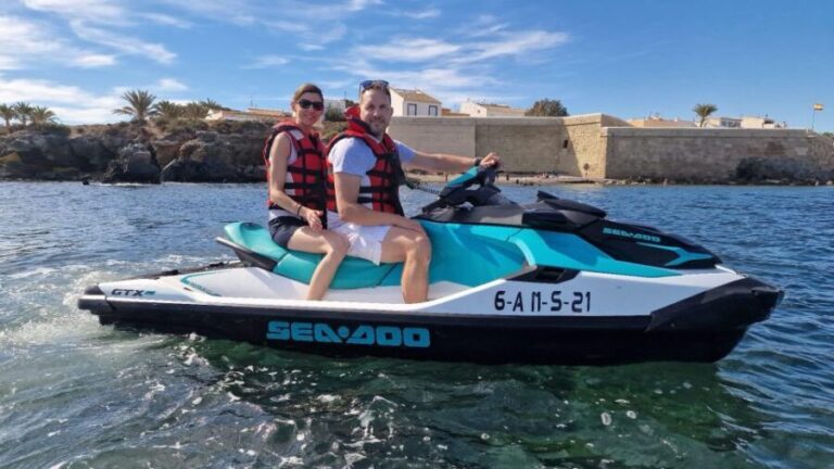 Alicante: Jetski Excursión to Tabarca Island with snacks - Arriving at Tabarca Island