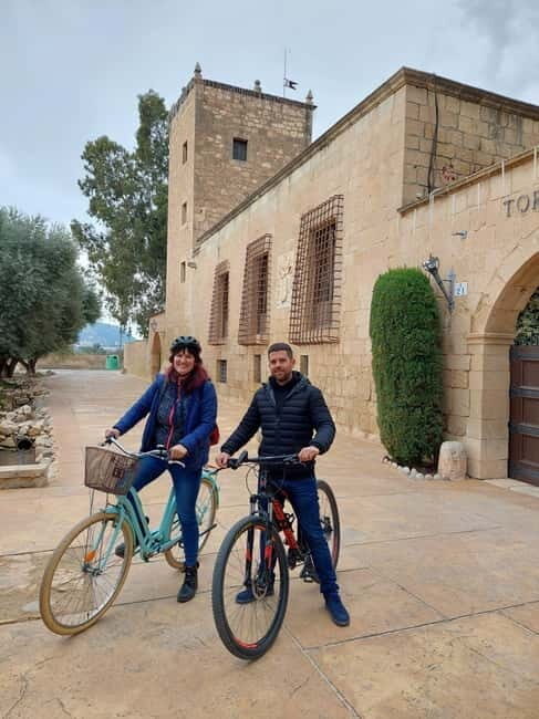 Alicante: Private Bicycle Tour of the Beach and History - The Highlights of the Itinerary