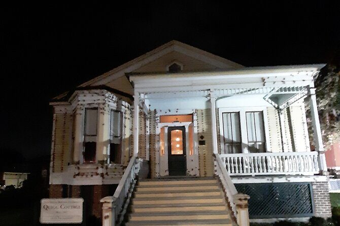 Al's Ghost tour : a small group experience - An In-Depth Look at Al’s Ghost Tour