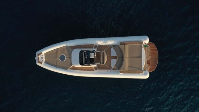 Amalfi Coast: Explore the landscapes on a luxurious boat - Who Would Love This Tour?