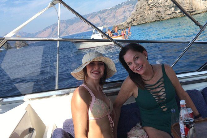 Amalfi Coast Small Group Day Boat Tour with Limoncello Onboard - How the Day Unfolds: The Itinerary in Detail