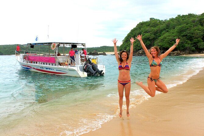 Amazing tour boat through wild nature in Huatulco Bays - FAQs