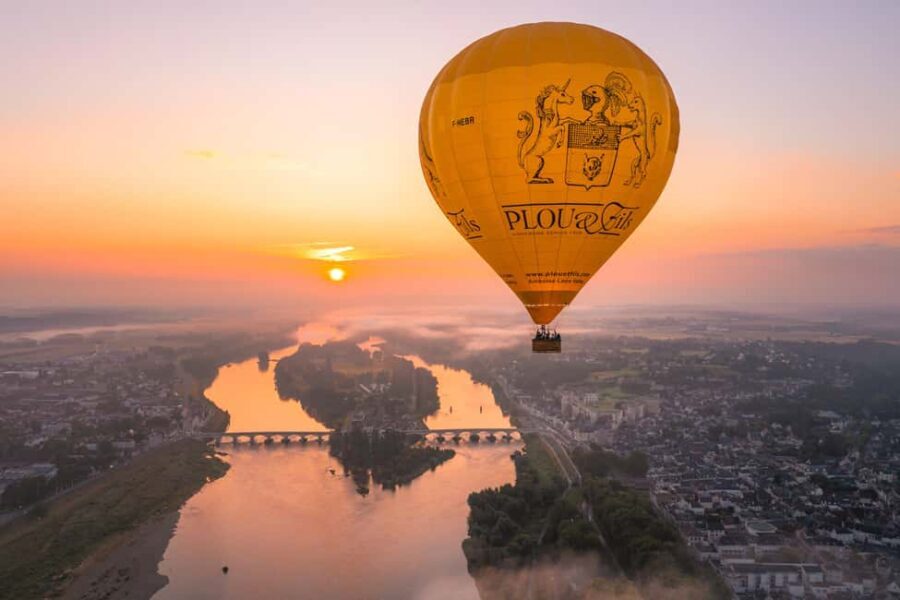Amboise Hot-Air Balloon Sunset Ride over the Loire Valley - Key Points