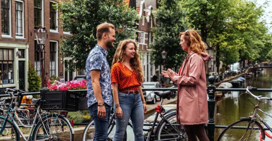 Amsterdam: 1.5-Hour Private Kick-Start Tour with a Local - The Highlights and Unique Features