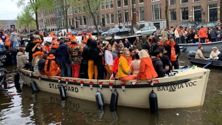 Amsterdam: 3 Hour Kings Day Boat Party with Unlimited Drinks - What’s Included and What’s Not