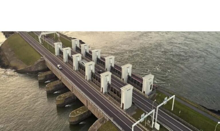 Amsterdam: Afsluitdijk and Wadden Center Museum Private Tour - Who Is This Tour Best For?