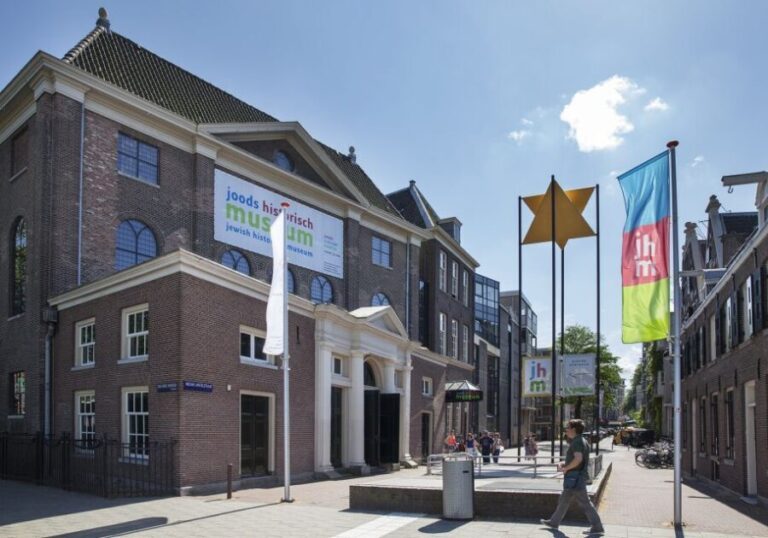 Amsterdam: Anne Frank Tour, Jewish Museum & Synagogue Ticket - The Sum Up
