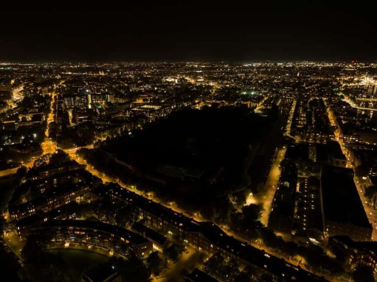 Amsterdam: ARTIS Amsterdam Royal Zoo Entry Ticket - Is ARTIS Worth the Price?